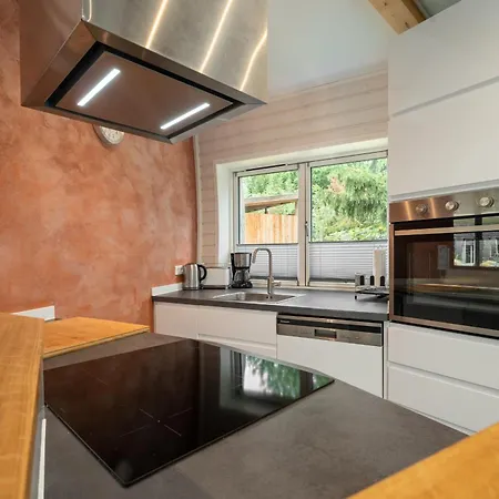 Kugelhaus Eos - Sonnengekuesstes In Organischer Bauweise Am Seeufer Holiday home *