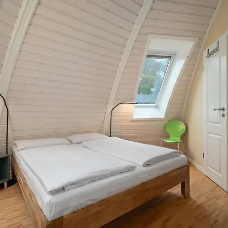 Holiday home Kugelhaus Eos - Sonnengekuesstes In Organischer Bauweise Am Seeufer Wustrow (Penzlin)