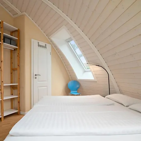 Holiday home Kugelhaus Eos - Sonnengekuesstes In Organischer Bauweise Am Seeufer