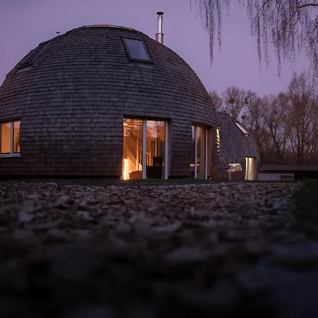 펜션 Kugelhaus Eos - Sonnengekuesstes In Organischer Bauweise Am Seeufer