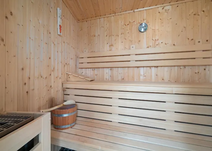 Kugelhaus Eos - Sonnengeküsstes In Organischer Bauweise Am Seeufer *