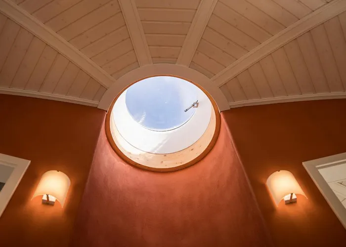 Ferienhaus Kugelhaus Eos - Sonnengeküsstes In Organischer Bauweise Am Seeufer