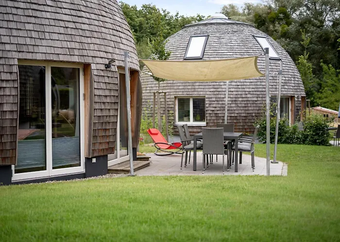 Kugelhaus Eos - Sonnengeküsstes In Organischer Bauweise Am Seeufer *