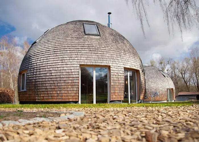 Ferienhaus Kugelhaus Eos - Sonnengeküsstes In Organischer Bauweise Am Seeufer Penzlin