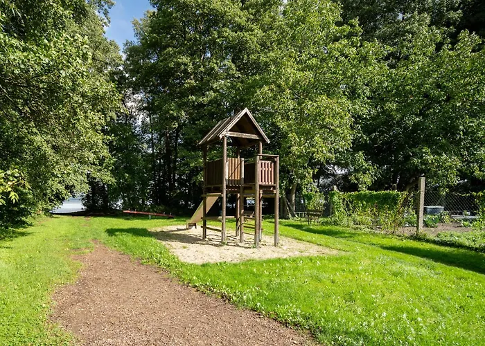 Kugelhaus Eos - Sonnengeküsstes In Organischer Bauweise Am Seeufer Ferienhaus *